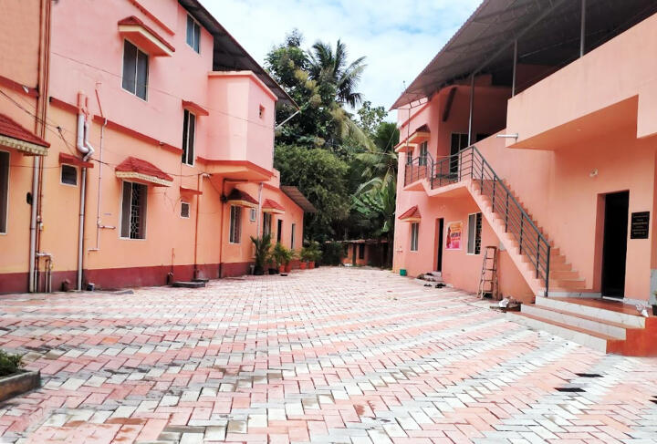 Thiruvananthapuram 9