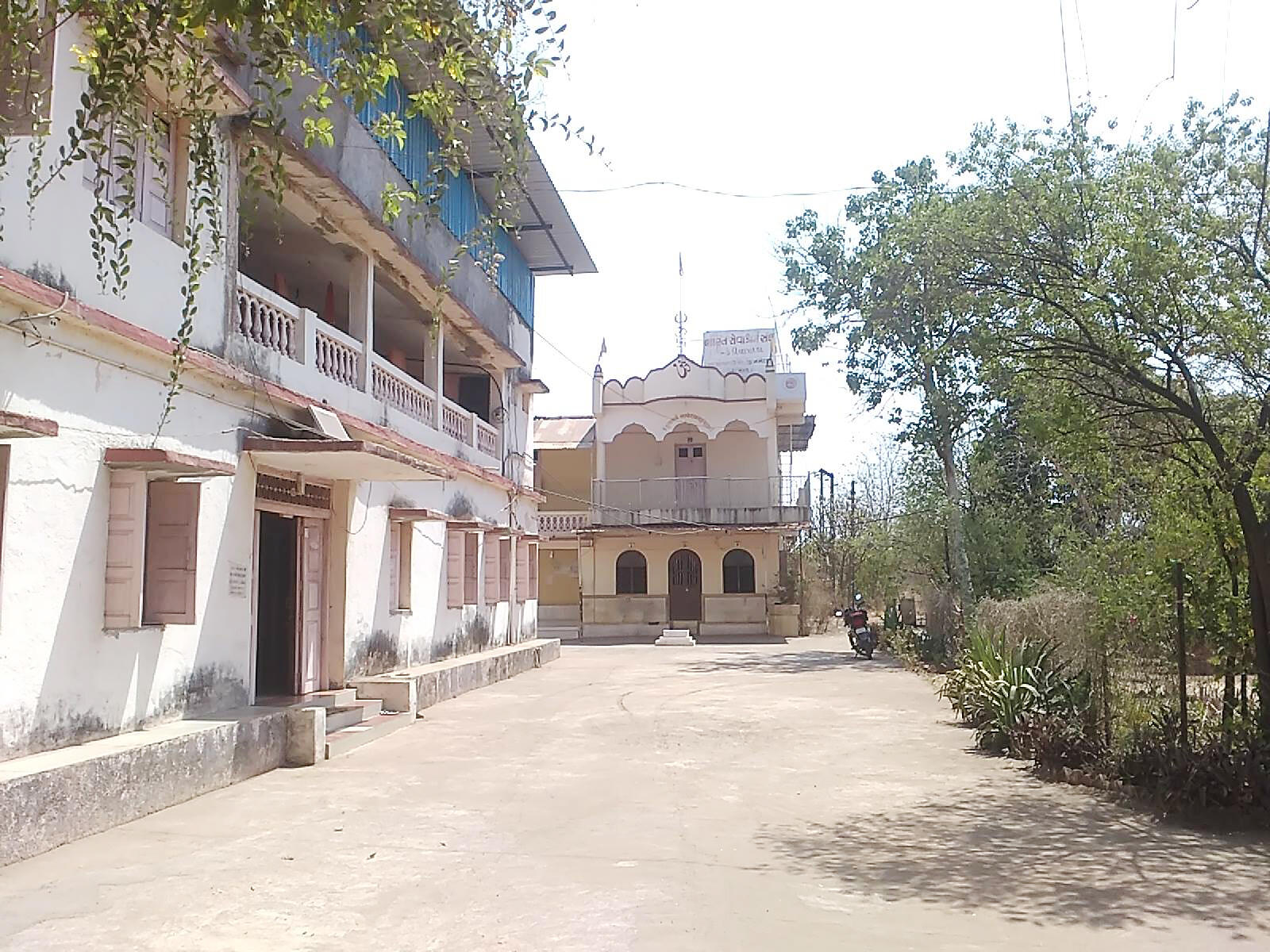 BSS Dediapada (Sagbara), Gujarat branch, main building